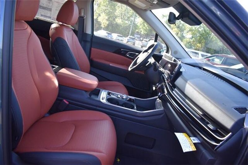 New 2026 Kia Carnival Hybrid SX PrestigeImage 14