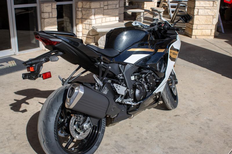 NEW 2026 KAWASAKI NINJA ZX6R ABS Image 9