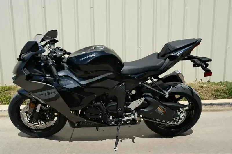 NEW 2026 KAWASAKI NINJA ZX6R ABS Image 5