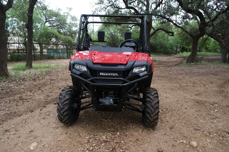 2025 Honda PIONEER 700 HERO REDImage 32