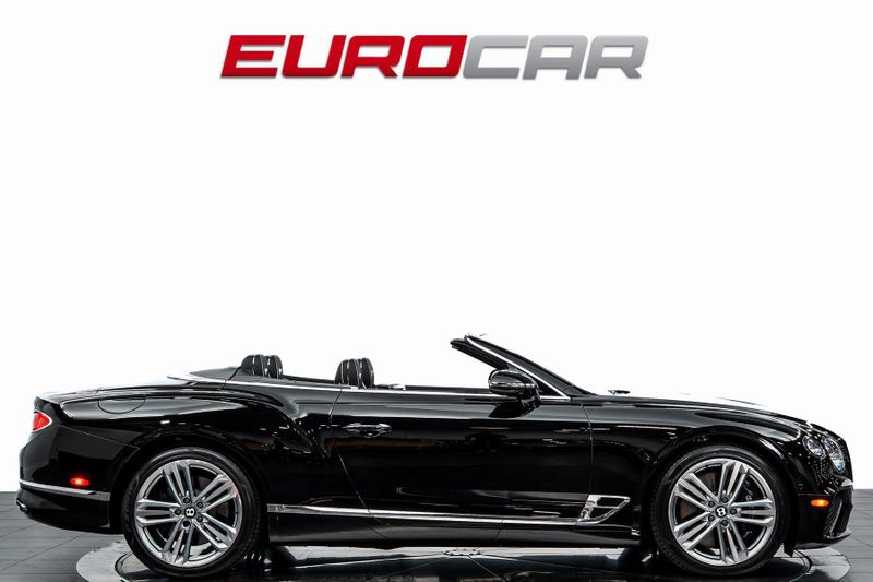 2023 Bentley Continental GTC V8 *FRONT SEAT COMFORT SPEC * TWO-TONE INTERIOR*Image 7