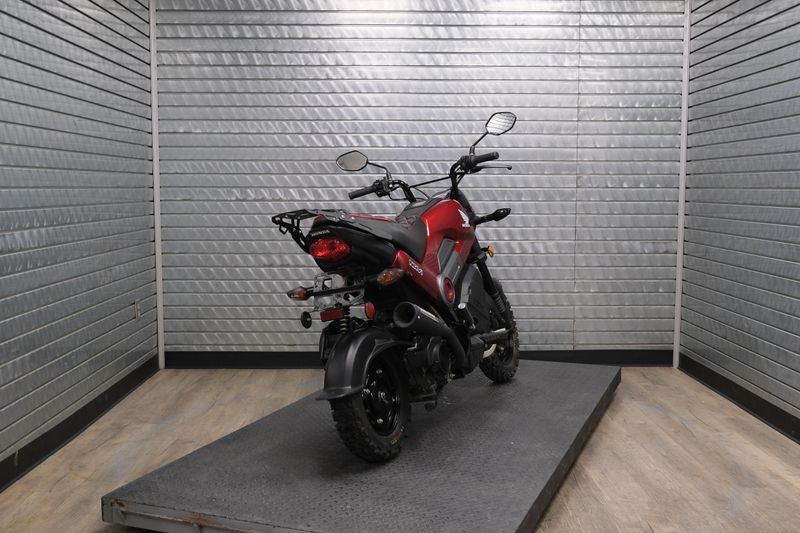 USED 2024 HONDA NAVI Image 3