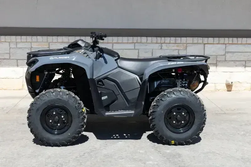 NEW 2026 CAN-AM OUTLANDER 500 Image 3