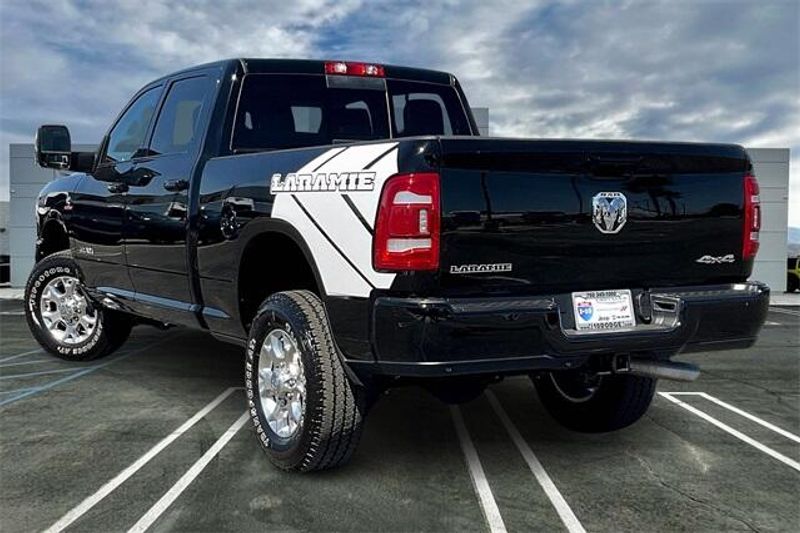 2024 Ram 2500 Laramie photo 10