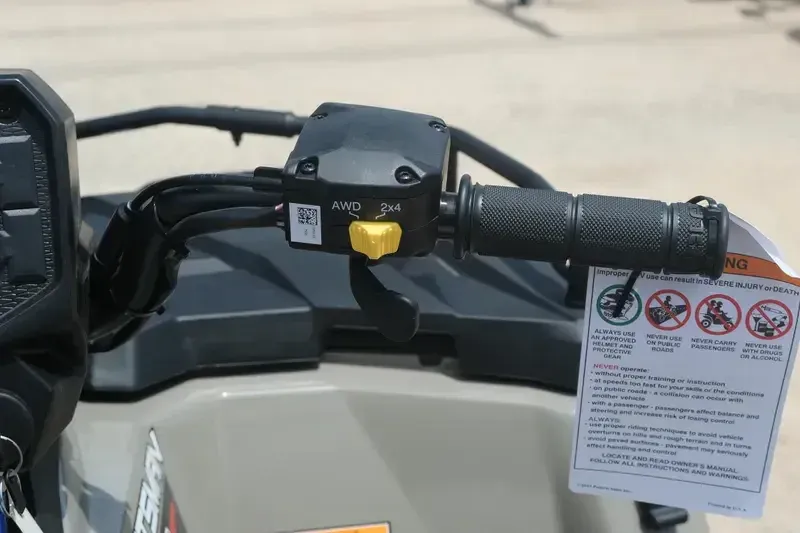New 2025 Polaris SPORTSMAN 570 DESERT SAND Image 4
