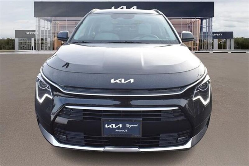 2025 Kia Niro EX TouringImage 8