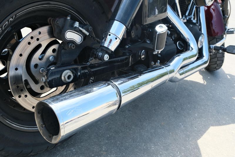 Used 2015 HARLEY DYNA FAT BOB MAROON Image 12