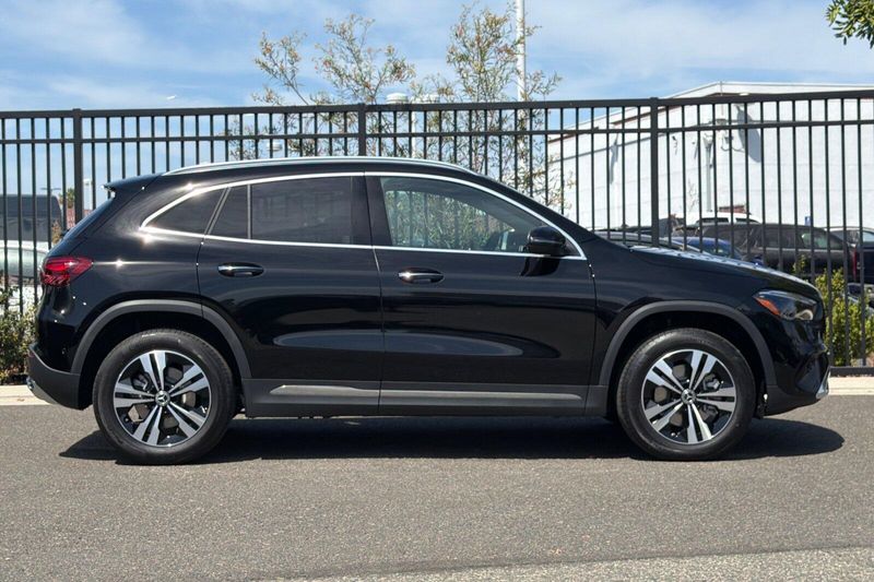 New 2026 Mercedes-Benz GLA-Class GLAGLA 250Image 3