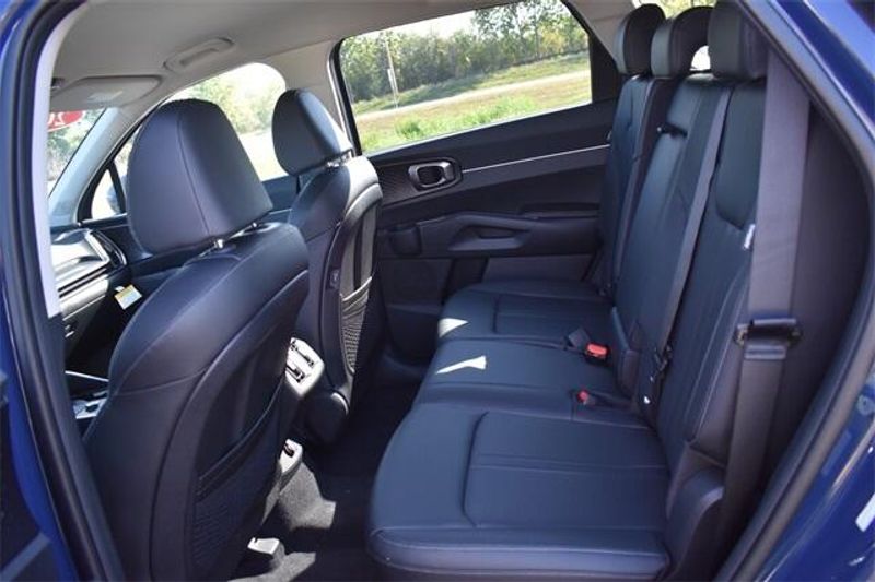 New 2026 Kia Sorento EXImage 19