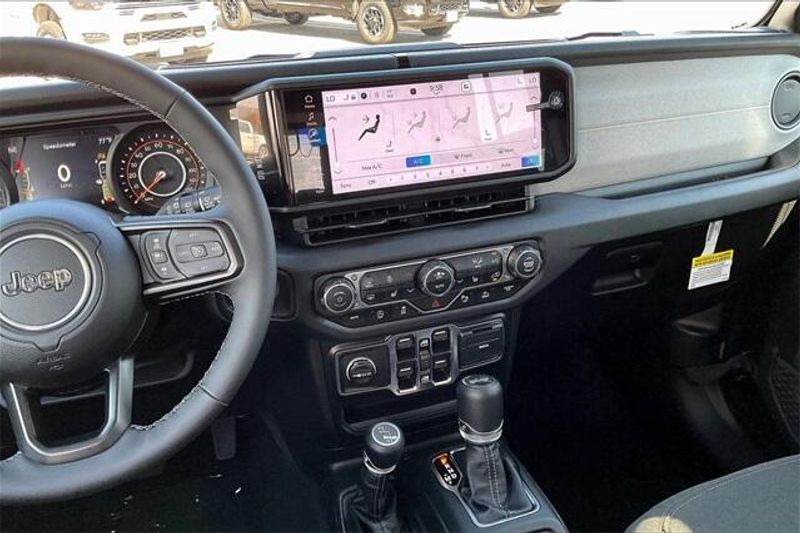 New 2025 Jeep Wrangler 4-door Sport SImage 5