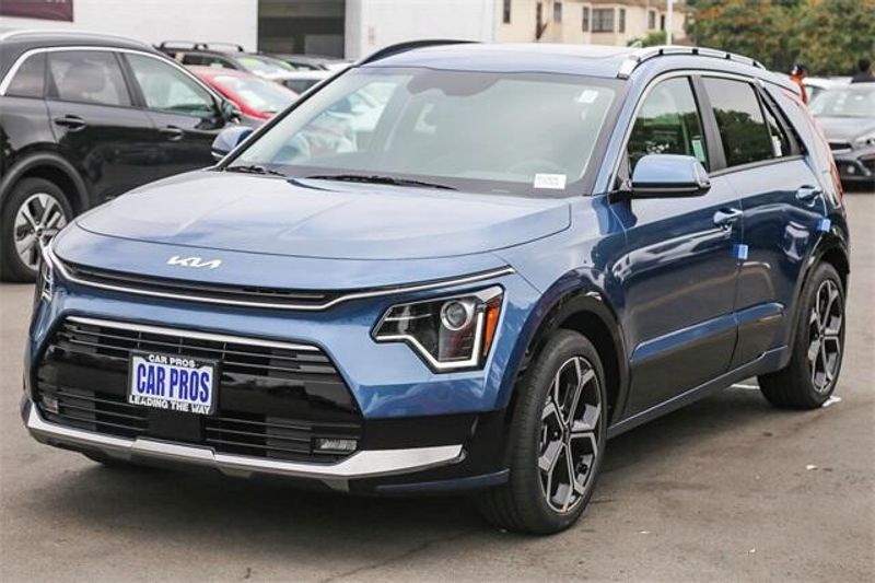 New 2025 Kia Niro EX TouringImage 12