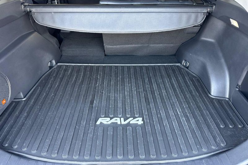 Used 2023 Toyota RAV4 XLE PremiumImage 17