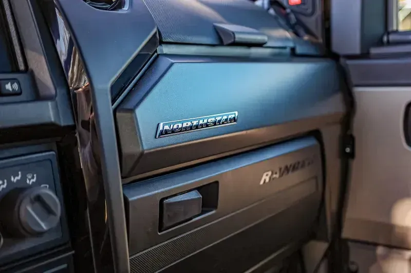 2025 Polaris RANGER CREW XD 1500 NORTHSTAR EDITION ULTIMATE TITANIUM METALLIC GLOSS Image 6