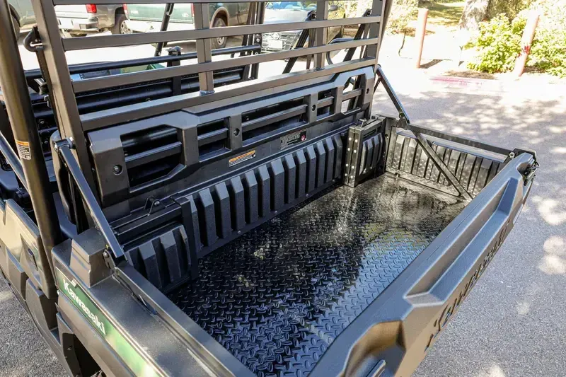 NEW 2026 KAWASAKI MULE PROFXT 820 EPS Image 13