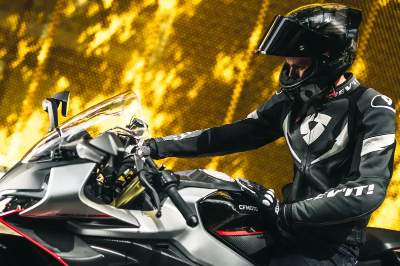 New 2026 CFMOTO 450 SS 