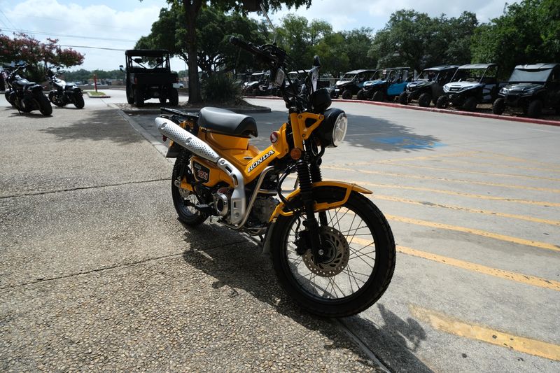 2024 Honda TRAIL 125 TURMERIC YELLOWImage 16