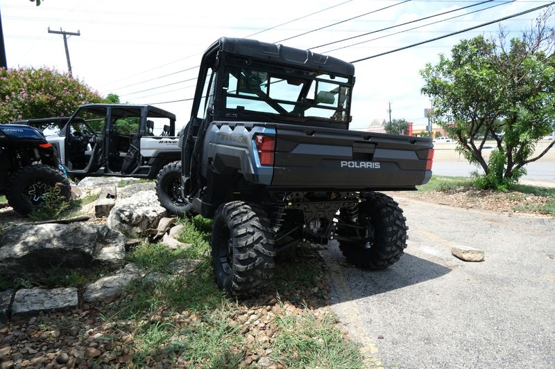 2025 Polaris RANGER XP 1000 PREMIUM BLUE SLATE METALLICImage 13