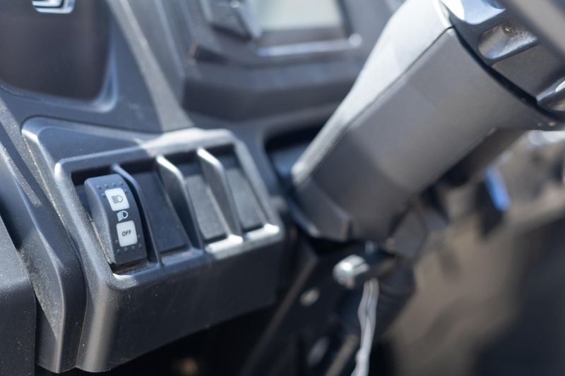 NEW 2025 CAN-AM DEFENDER MAX DPS HD7 Image 17