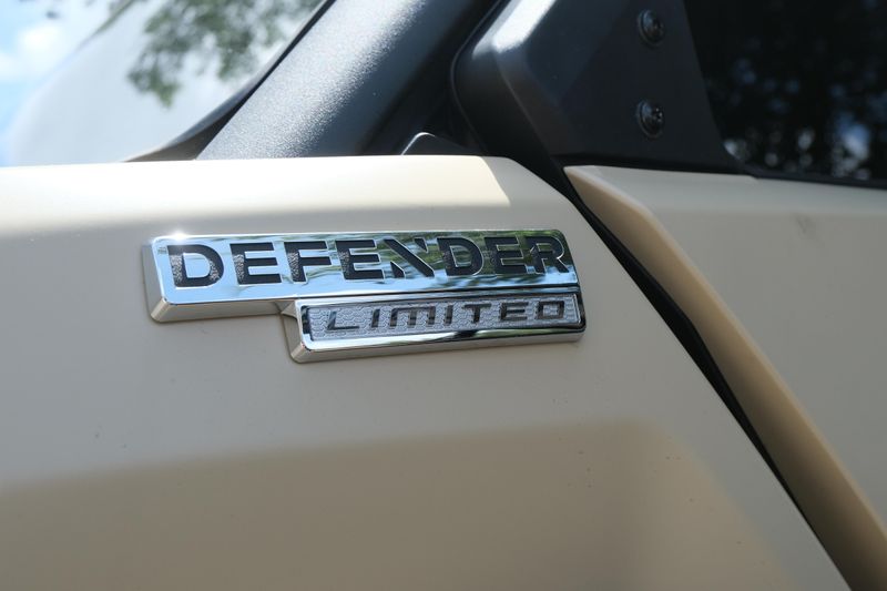 NEW 2026 CAN-AM DEFENDER MAX LIMITED CAB HD11 Image 6
