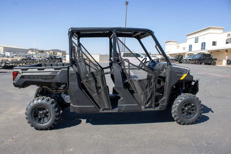 NEW 2026 POLARIS RANGER CREW 1000 PREMIUM Image 2
