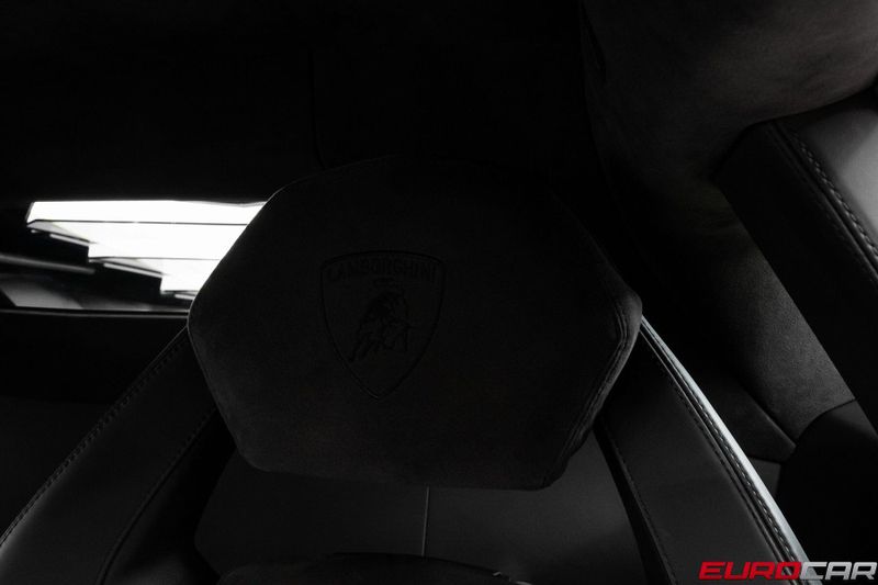 2015 Lamborghini Aventador *FRONT AXLE LIFT * IMMACULATE CONDITION*Image 38