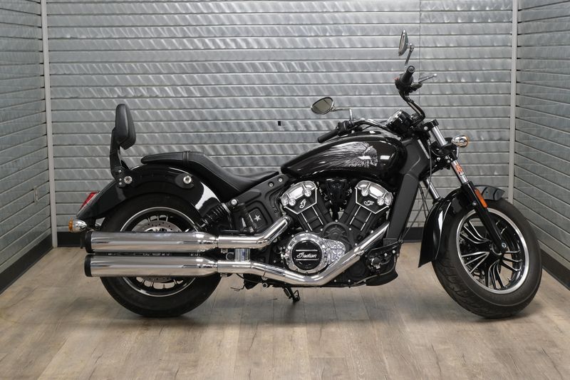 USED 2023 INDIAN MOTORCYCLE SCOUT ABS Image 2