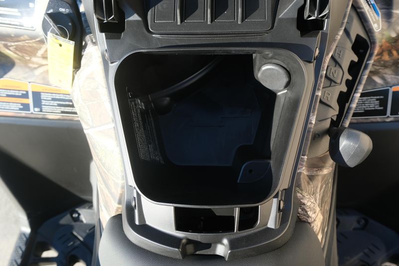 NEW 2026 CAN-AM OUTLANDER DPS 700 Image 13