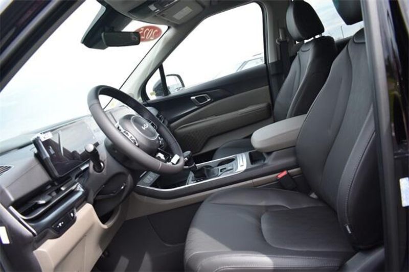 2025 Kia Carnival LXSImage 20