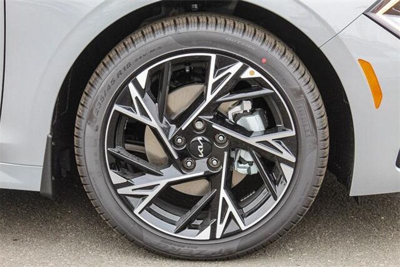 New 2025 Kia K5 GT-LineImage 27