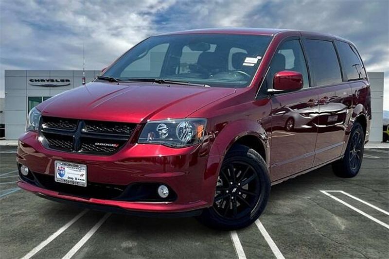 2019 Dodge Grand Caravan SXTImage 1