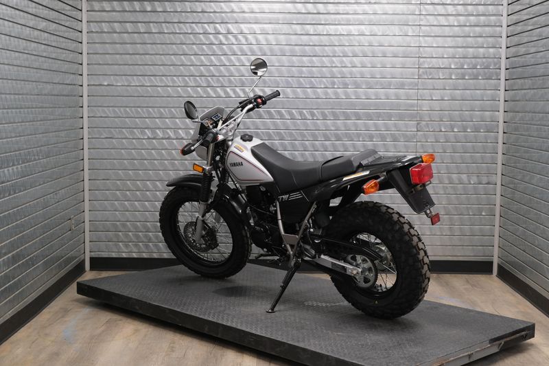NEW 2027 YAMAHA TW200 Image 6