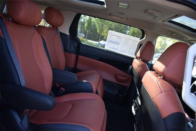 New 2026 Kia Carnival Hybrid SX PrestigeImage 16