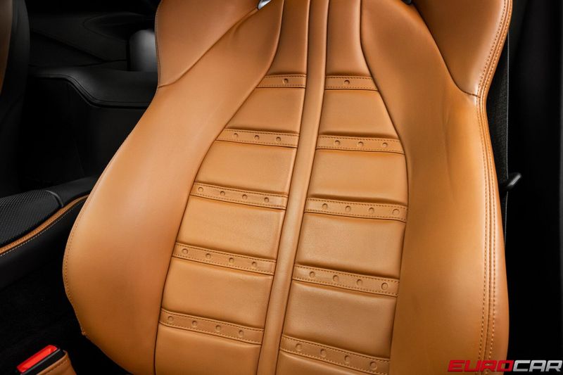 2020 Ferrari 812 Superfast *CARBON FIBER STEERING WHEEL * DAYTONA  SEATS*Image 44