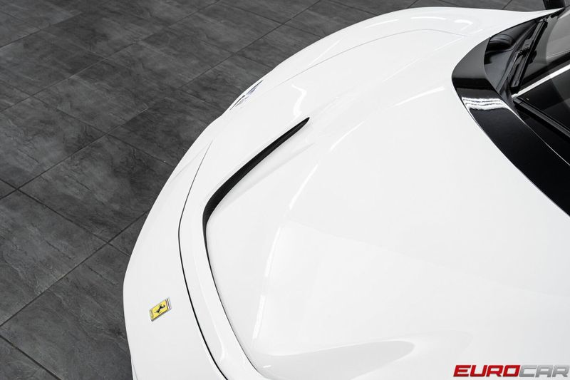 2022 Ferrari SF90 Stradale *CARBON STEERING WHEEL * FRONT PPF*Image 9