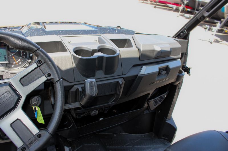 2025 Polaris RANGER CREW XP 1000 TEXAS EDITION BLACK CRYSTAL Image 22