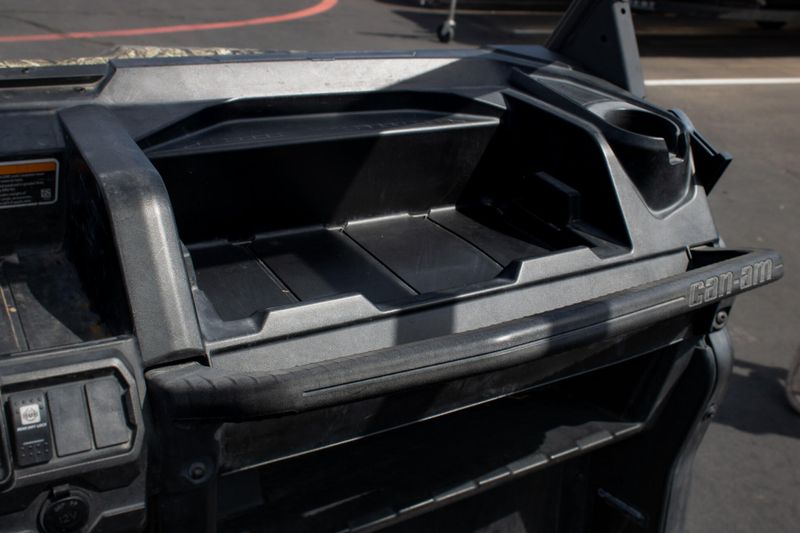 USED 2023 CAN-AM DEFENDER MAX XMR HD10 Image 21