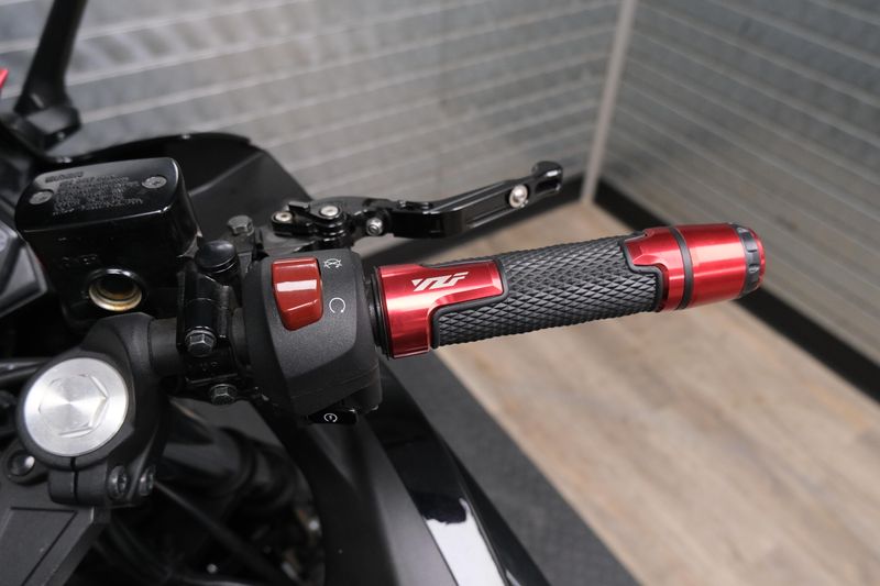 USED 2018 YAMAHA YZF-R3 Image 19