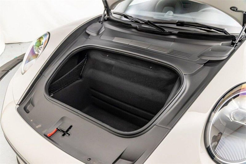 2024 Porsche 911 Carrera T in a Chalk exterior color and Blackinterior. Lotus Manhattan 347-395-5714 lotusmanhattan.com 