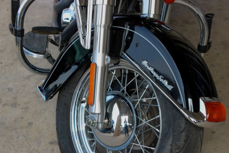 2013 HARLEY HERITAGE SOFTAIL BLACK Image 22