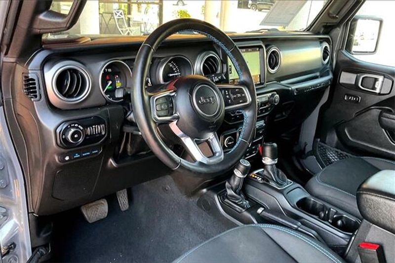 Used 2022 Jeep Wrangler 4xE Unlimited Rubicon 4xeImage 14