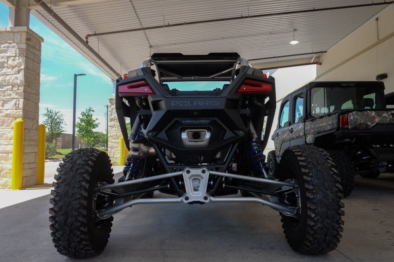 2024 Polaris RZR PRO R PREMIUM  MATTE HEAVY METALImage 4