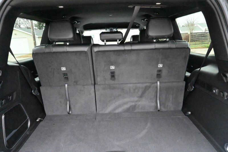 2025 Jeep Wagoneer Series II CarbideImage 10