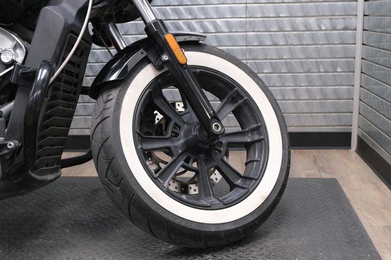 USED 2018 INDIAN MOTORCYCLE SCOUT BOBBER Image 13