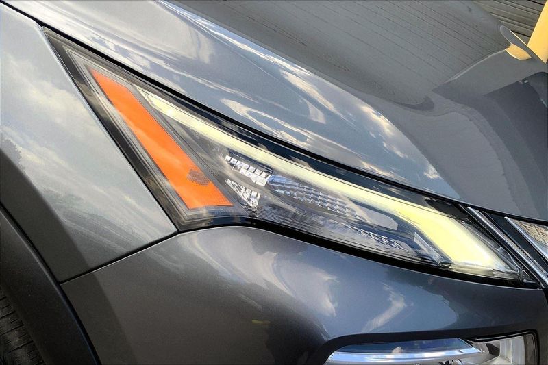 2023 Nissan Rogue SV photo 27