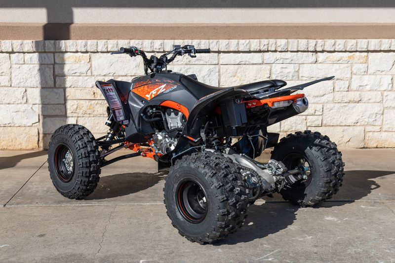 2024 Yamaha YFZ450R SE GRAY METALLICImage 5