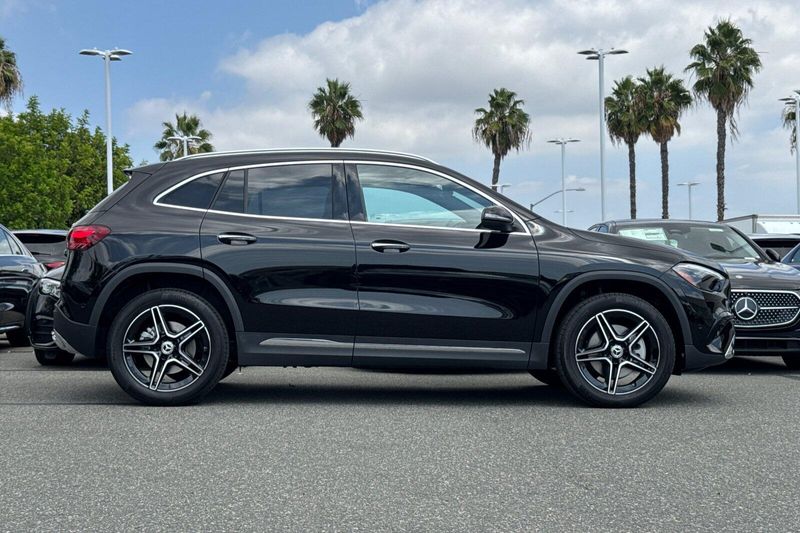 New 2026 Mercedes-Benz GLA-Class GLAGLA 250Image 3