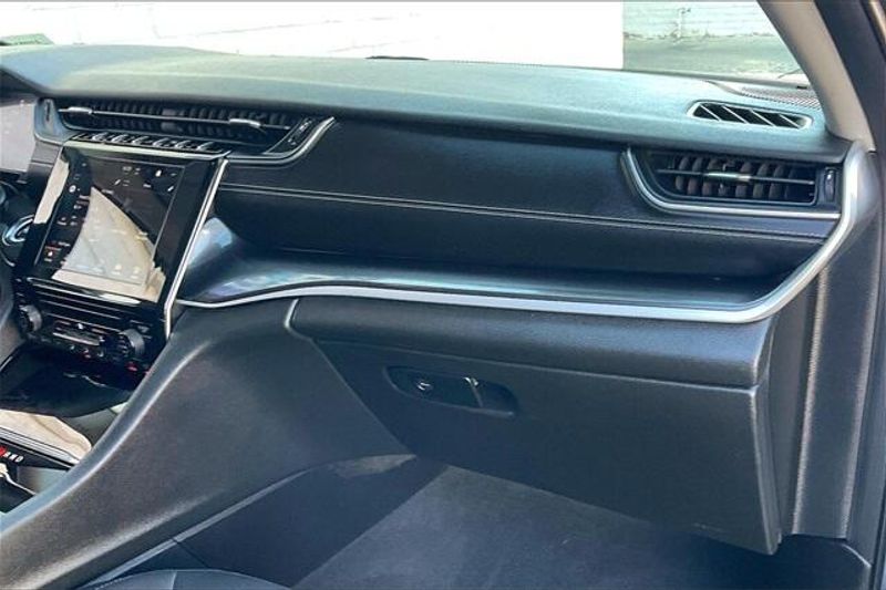 2023 Jeep Grand Cherokee LaredoImage 16