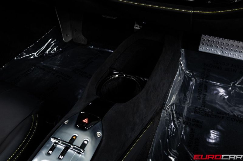 2022 Ferrari SF90 Stradale *SUSPENSION LIFTER * CARBON FIBER OPTIONS*Image 35