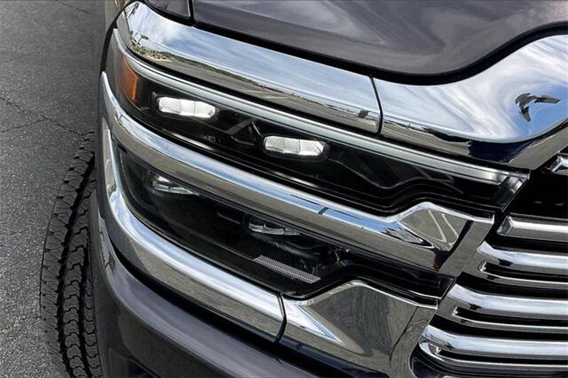 2025 RAM 2500 Laramie Mega Cab 4x4 6