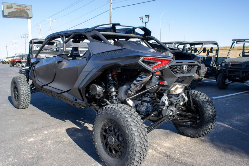 NEW 2026 CAN-AM MAVERICK R MAX X WITH SMARTSHOX 999T DCT Image 4